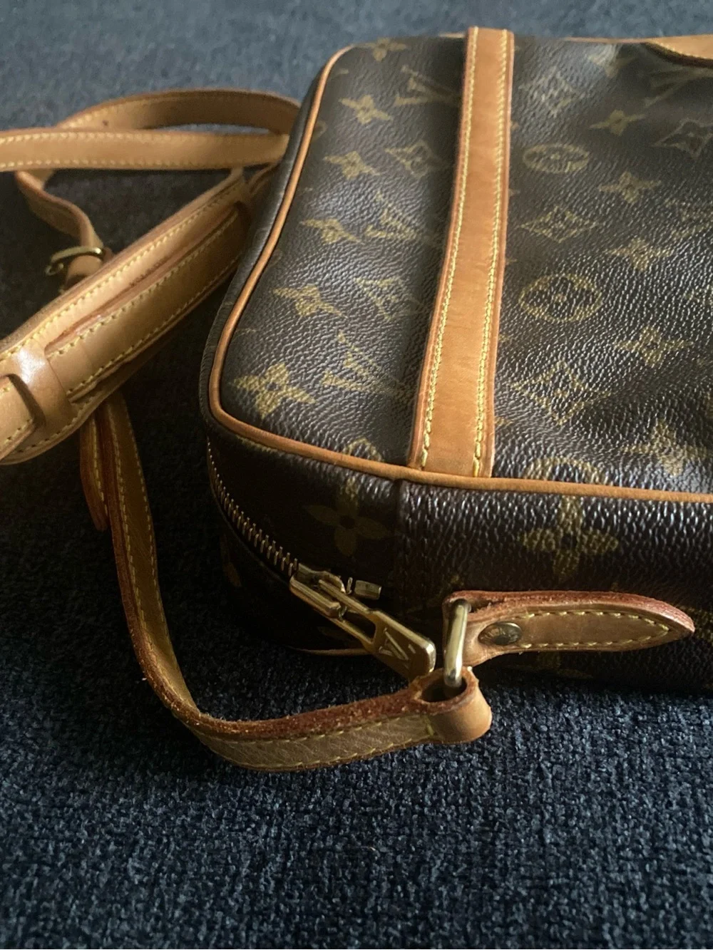 Louis Vuitton Trocadero 23 Monogram Canvas Shoulder/Crossbody, GUC